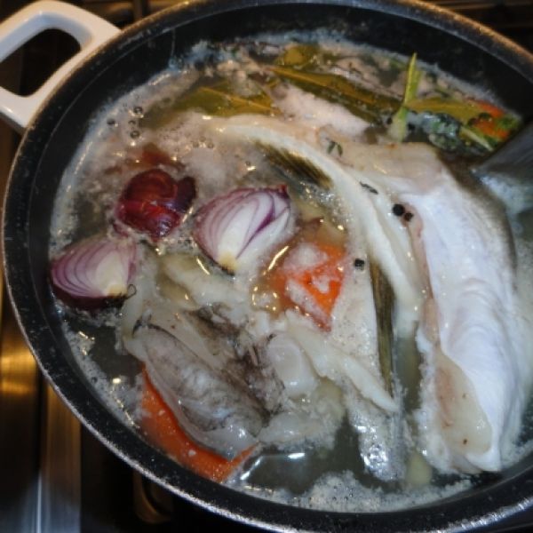 Fiskefond - til suppe, saucer el.  andet
